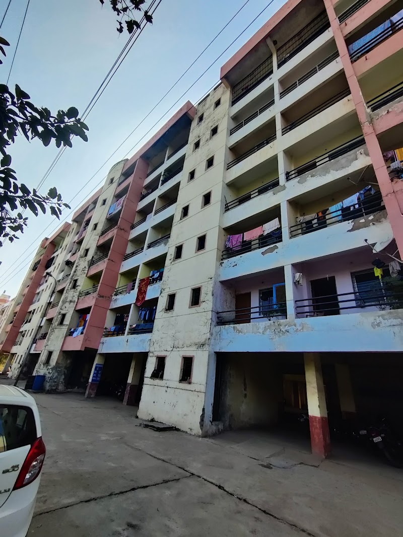 Shri Rajiv Lochan Multistoried CGHB Flats Complex Kachna Phase I - Shri Rajiv Lochan Multistoried CGHB Flats Complex Kachna Phase I 7M6V+HH2, Kachana, Chhattisgarh 492014, India