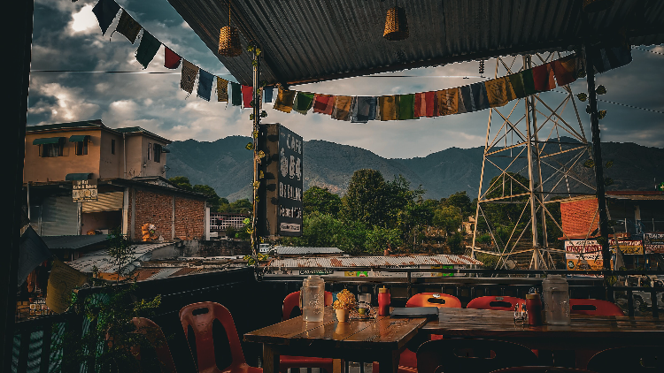 Café B4 Bir-billing - Café B4 Bir-billing, Nh154, Bir Rd, Golwan, Talkehr, Himachal Pradesh 175032, India