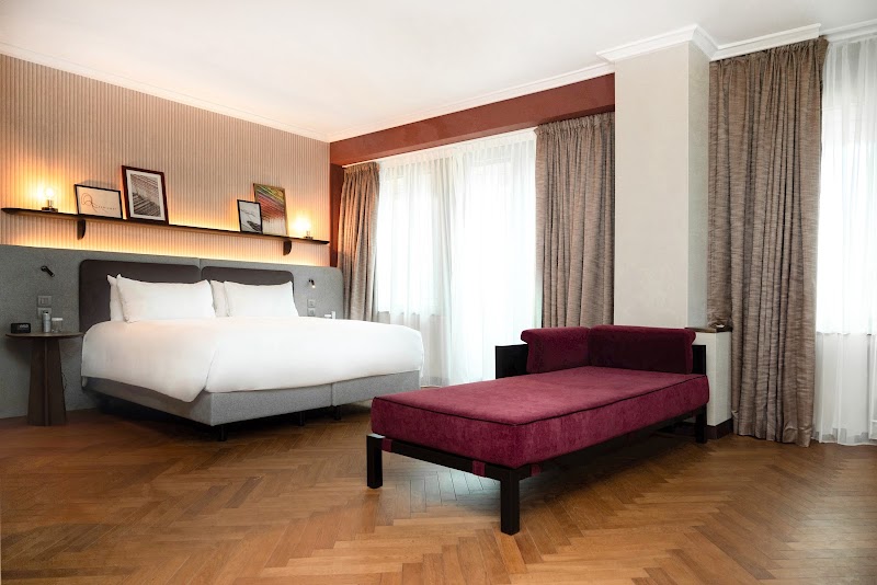 Hilton Milan - Hilton Milan Via Luigi Galvani, 12, 20124 Milano MI, Italy