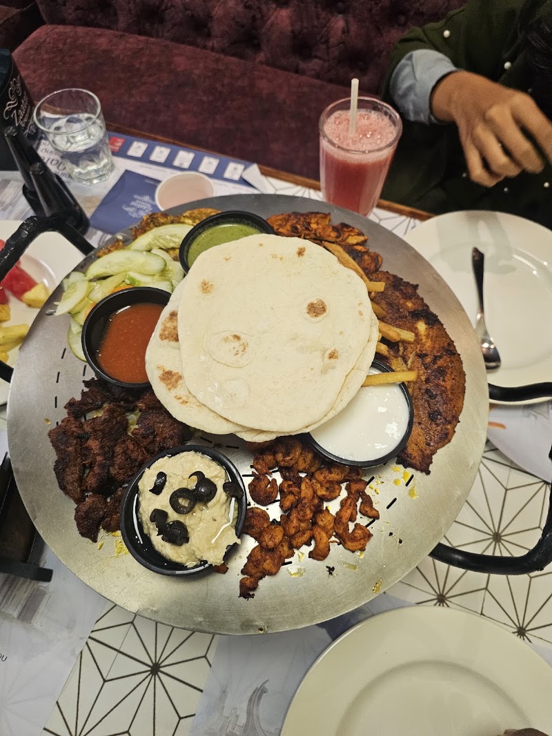 Zaatar Restaurant - Panampilly Nagar - Zaatar Restaurant - Panampilly Nagar, HB 17, Main Avenue, Panampilly Nagar, Ernakulam, Kochi, Kerala 682036, India