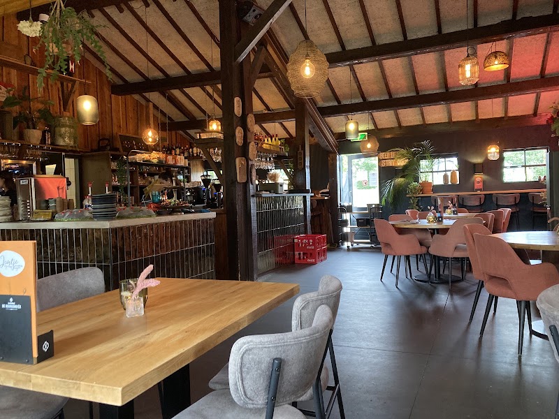 Restaurant Jantje zag eens pruimen hangen - Restaurant Jantje zag eens pruimen hangen Berghem 1, 6271 NP Gulpen, Netherlands