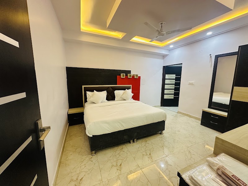 Hotel D Downtown - Hotel D Downtown MXQ5+7RV, Rohtak Road, border, opposite pillar number 755, near nexa dealership tikri, MIE Part-B, Bahadurgarh, Haryana 124507, India