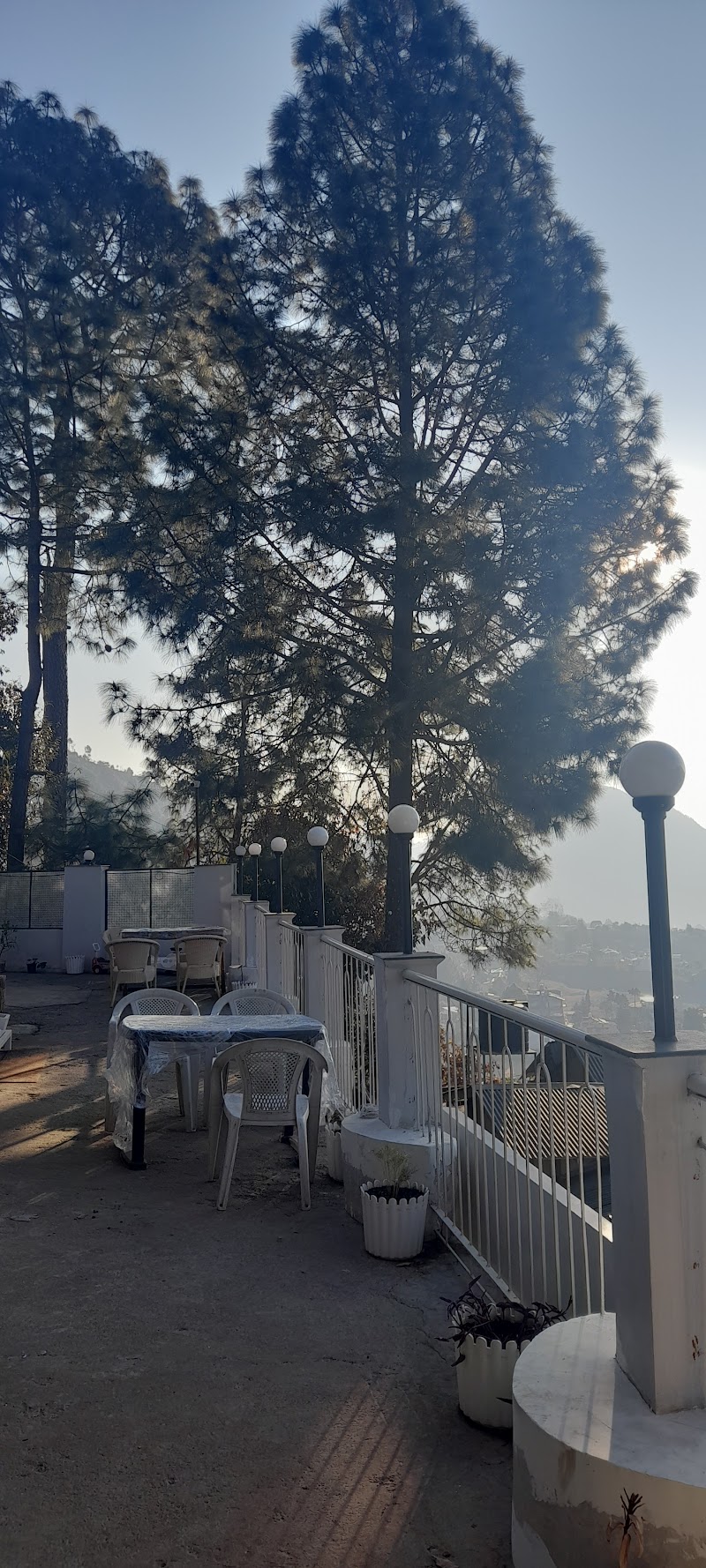 Whispering Pines - Whispering Pines, 9GGH+WQW, Farsoli, Nagri Gaon, Uttarakhand 263132, India