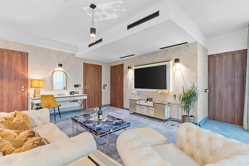 Hotel Diament Plaza Katowice - Hotel Diament Plaza Katowice Dworcowa 9-11, 40-012 Katowice, Poland