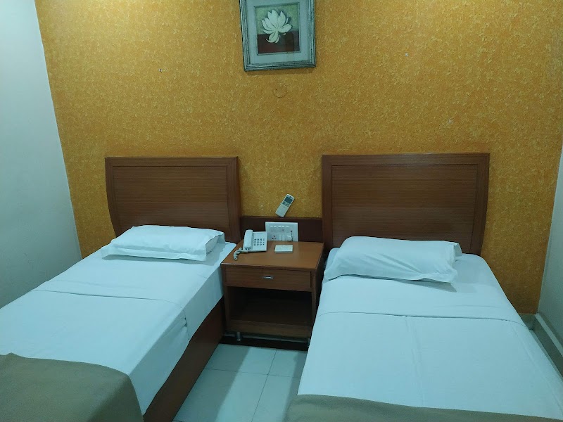 Hotel Stay Inn - Hotel Stay Inn 18, 11th A Main Rd, off Millers Road, near Shell Petrol Pump, Vasanth Nagar, Bengaluru, Karnataka 560052, India