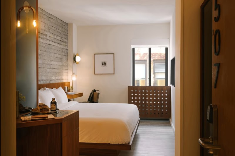Hotel Henri NY - Hotel Henri NY 37 W 24th St, New York, NY 10010, USA