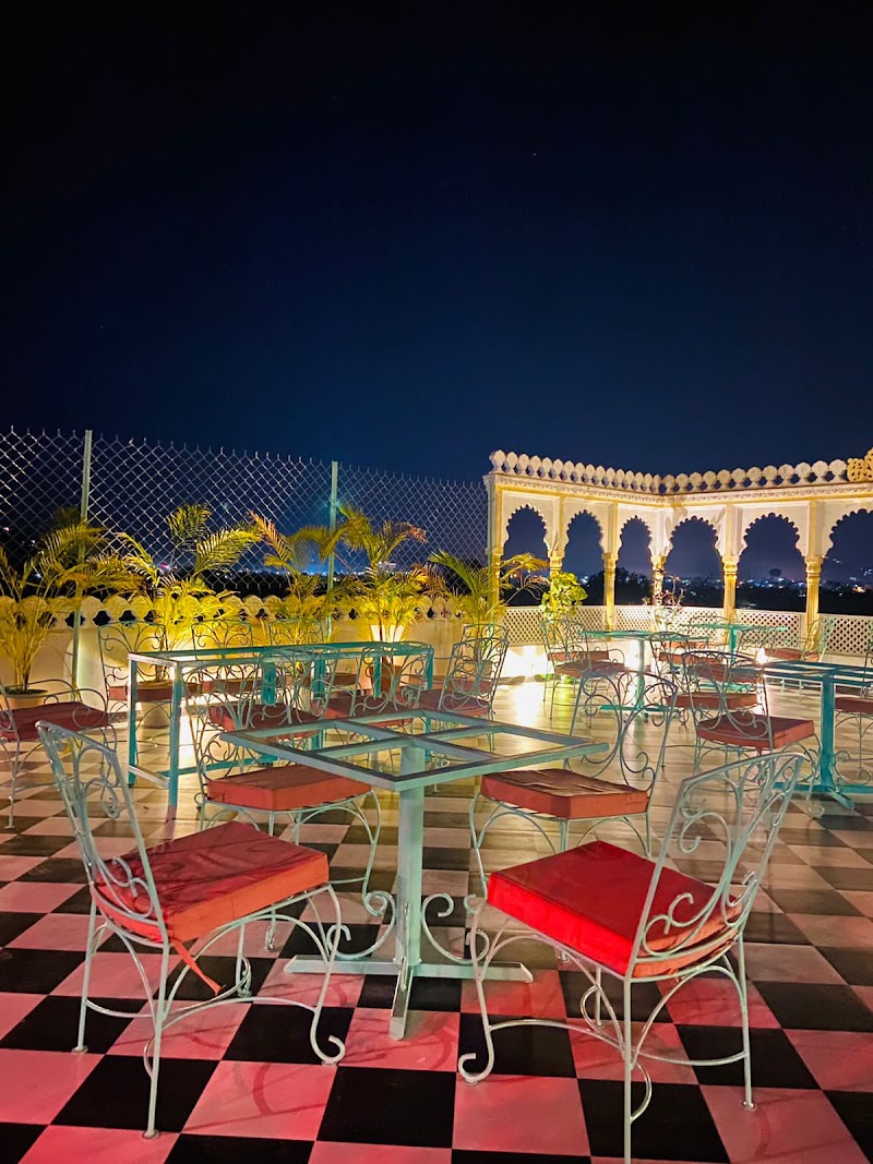 View Lake Village heritage botique homestay - View Lake Village heritage botique homestay Sita Mata Colony, Rani Rd, Sisarma, Shavri Colony, Udaipur, Rajasthan 313031, India
