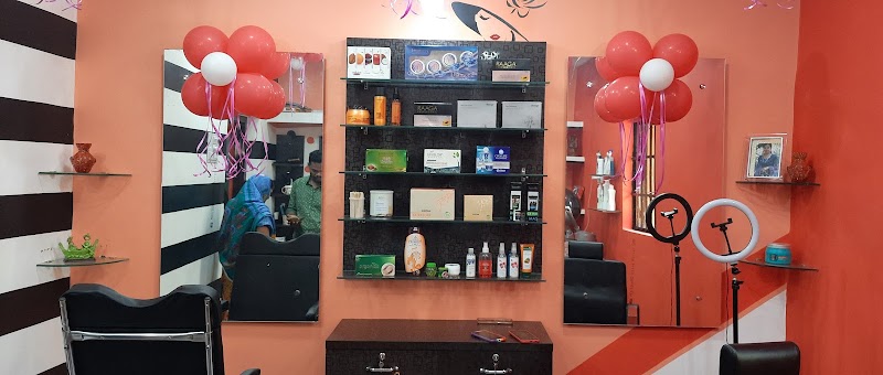 Heaven beauty parlour - Heaven beauty parlour Dhankauda Main Rd, Dhanakauda, Sambalpur, Gengutipali, Odisha 768001, India
