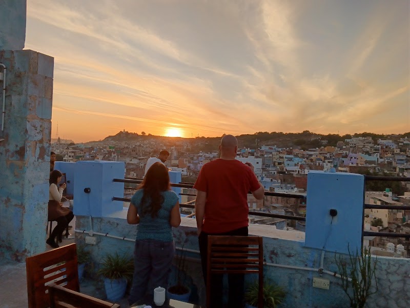 Sunset Cafe And Restaurant - Sunset Cafe And Restaurant Singh Pole Marg, Navchowkiya, Sodagaran Mohalla, Jodhpur, Rajasthan 342001, India