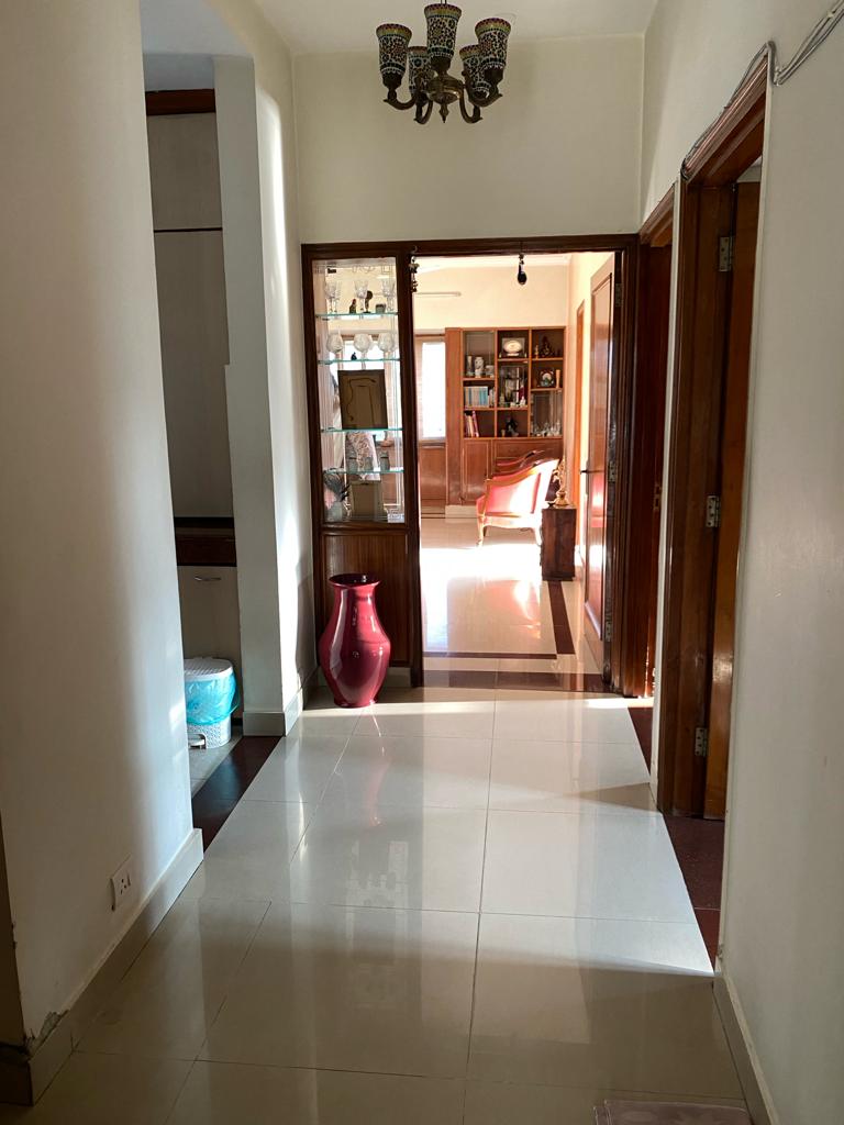 Azad Apartments - Azad Apartments, B1/04, Sri Aurobindo Marg, Vijay Mandal Enclave, Kalu Sarai, New Delhi, Delhi 110016, India