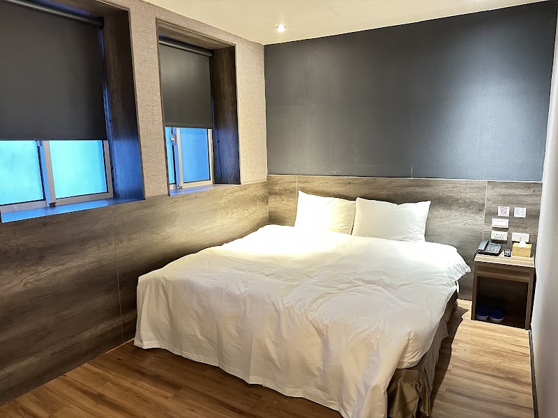 Tomorrow Hotel - Tomorrow Hotel No. 23號, Chengdu Rd, Ximen Village, Wanhua District, Taipei City, Taiwan 108