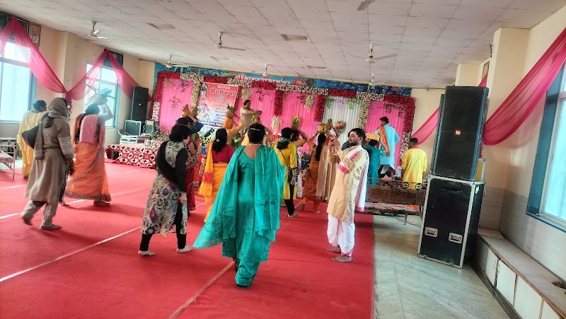 Acharya Rajguru Ashram - Acharya Rajguru Ashram, 5VGF+QC7, Naya Gaon, Chitrakoot, Madhya Pradesh 485334, India