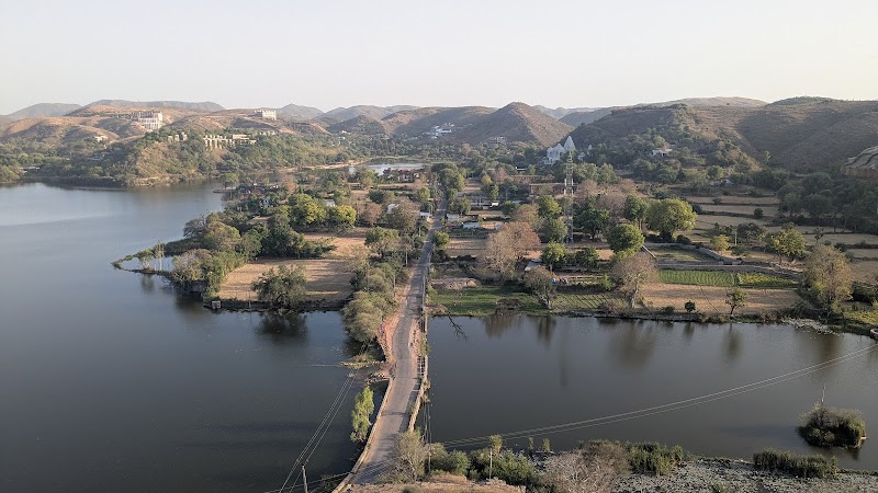 Eklingji Mahadev Mandir - Eklingji Mahadev Mandir HMJJ+3Q2, Ashoka Haveli, Udaipur, Rajasthan 313004, India