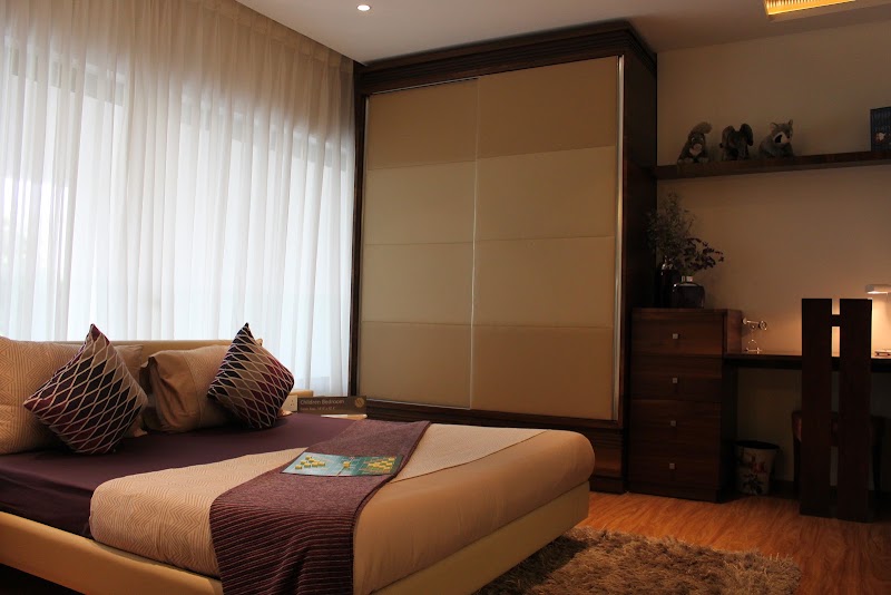 The Luxe Towers - The Luxe Towers, Senapati Bapat Rd, behind JW Marriott, Bhageerath, Gokhalenagar, Pune, Maharashtra 411016, India