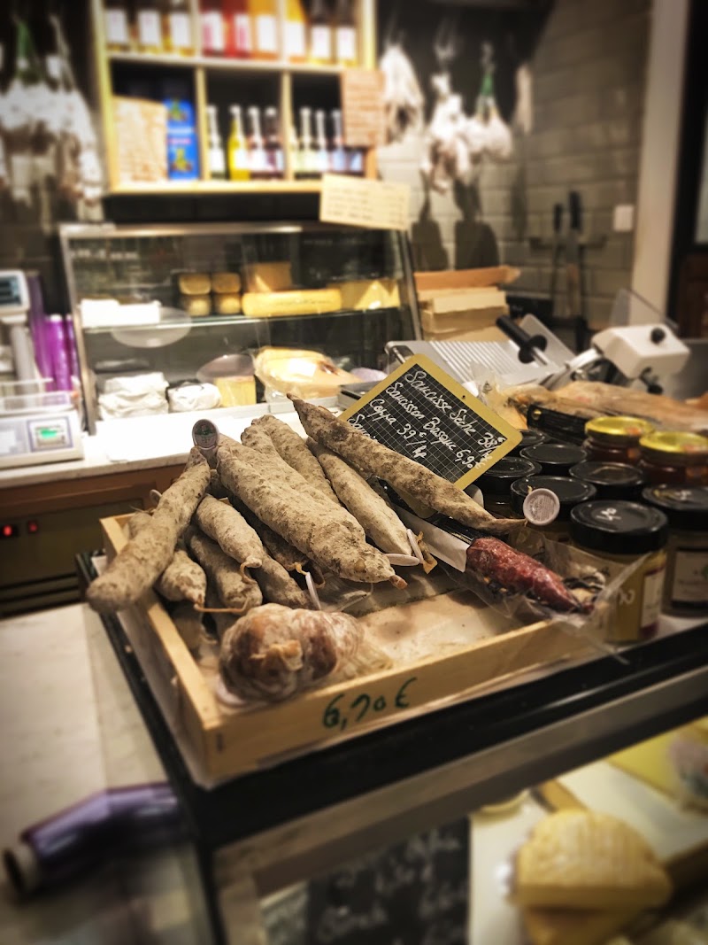 La Cave de Belleville - La Cave de Belleville, 51 Rue de Belleville, 75019 Paris, France