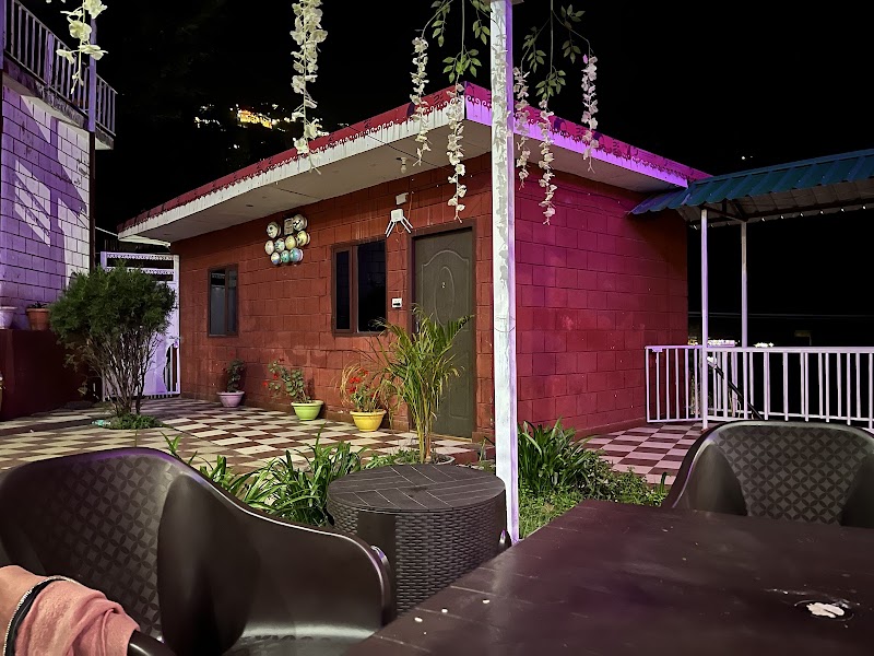The Heaven Home Stay - The Heaven Home Stay near, Jheel Kyarkuli Road, Dhobi Ghat, Mussoorie, Kyar Kuli Bhatta, Uttarakhand 248179, India