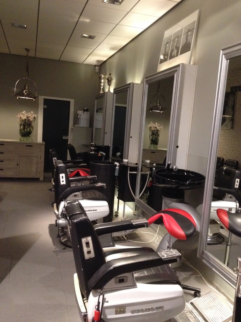 Kapsalon Botermans - Kapsalon Botermans, Nieuwe Binnenweg 4, 3015 BA Rotterdam, Netherlands