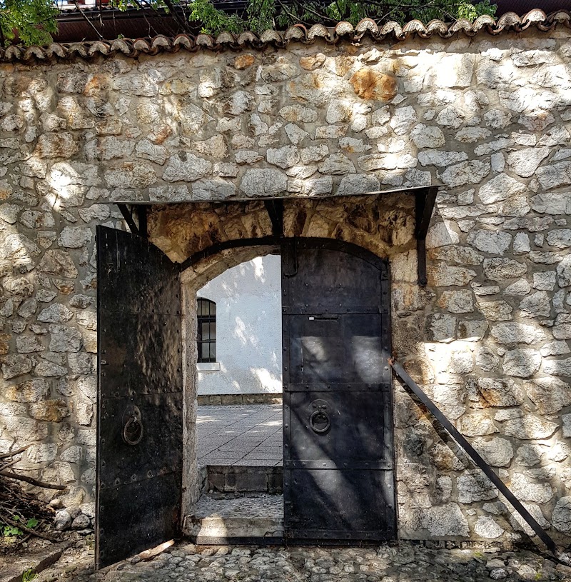 Museum of the Jews of Bosnia and Herzegovina - Museum of the Jews of Bosnia and Herzegovina, VC5H+W43, Velika avlija Laure Papo Bahorete, Sarajevo 71000, Bosnia and Herzegovina