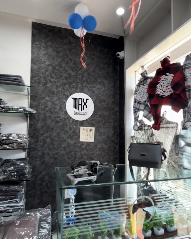 Max fashion - Max fashion 7245+V28, Samarvarni, Silvassa, Dadra and Nagar Haveli and Daman and Diu 396230, India