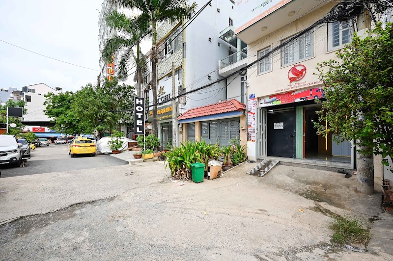 Montana H & Apartment Saigon Airport