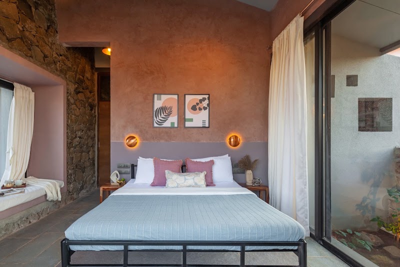 StayVsta at Cobblestone Cottage - StayVsta at Cobblestone Cottage, Kevaregaon, Lonavala, Dongargaon, Maharashtra 410401, India