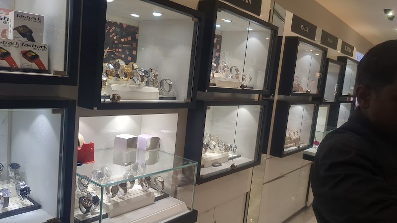 Titan World - MGF Metropolitan Mall, Gurugram - Titan World - MGF Metropolitan Mall, Gurugram Shop No Ground Floor, MGF Metropolitan Mall, 67-68, Mehrauli-Gurgaon Rd, near Bata Showroom, DLF Phase 2, Sector 25, Gurugram, Haryana 122009, India