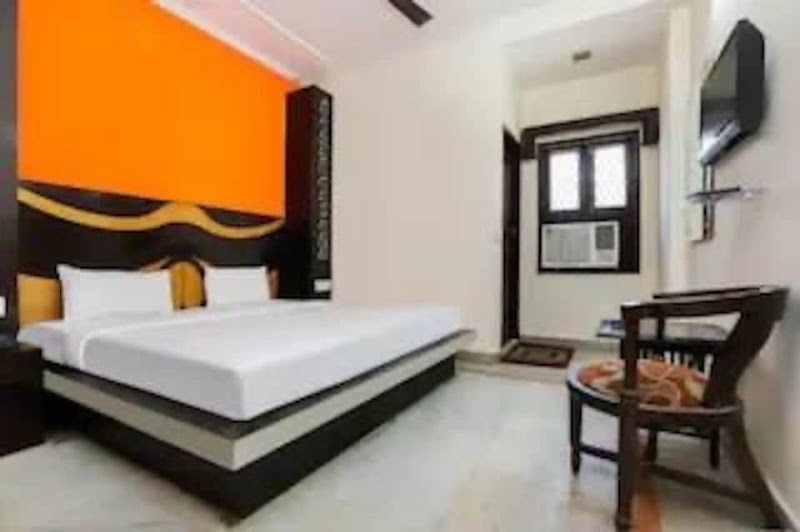 Flagship Hotel City Heart - Flagship Hotel City Heart 2798, Rajguru Marg, Bazar Sangatrashan, Chuna Mandi, Paharganj, New Delhi, Delhi 110055, India