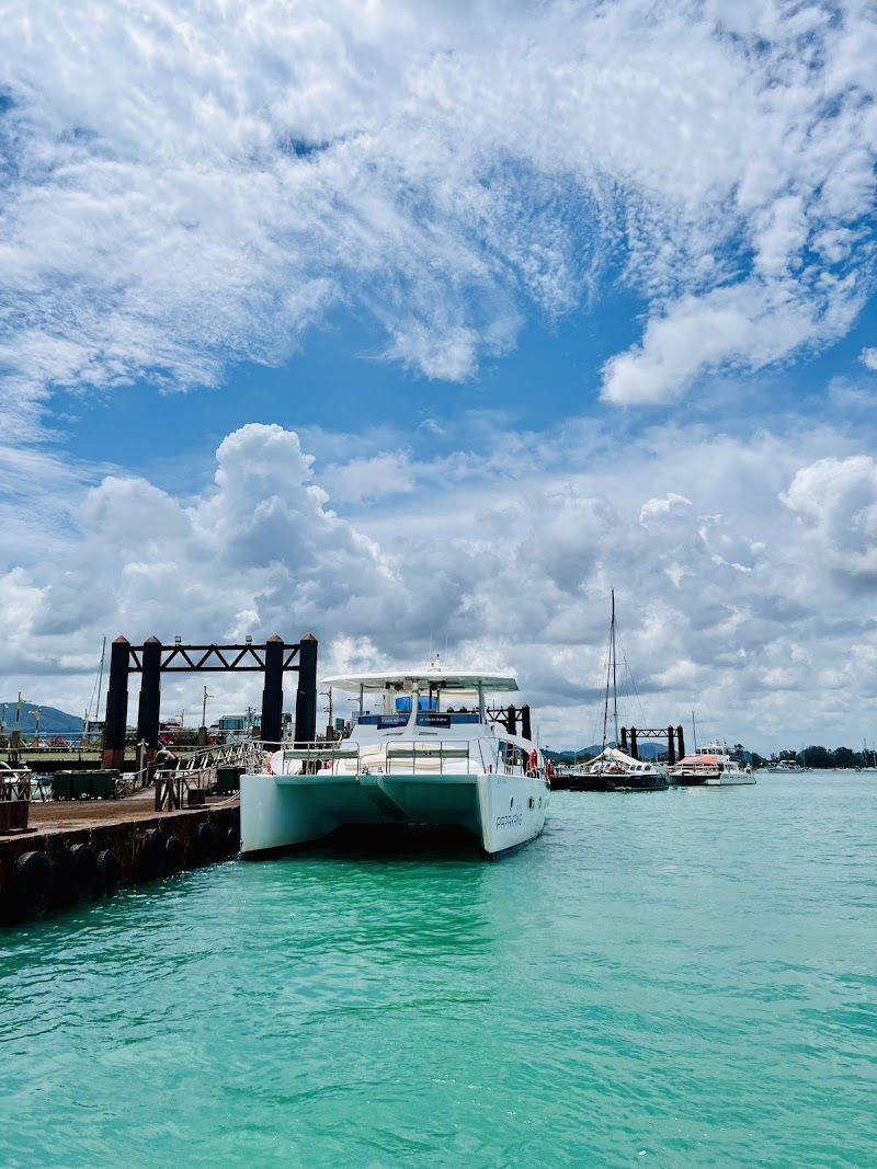 Hype Luxury Boat Club. (Departure point) - Hype Luxury Boat Club. (Departure point) R89X+6Q2 Ao, Tambon Chalong, Thailand