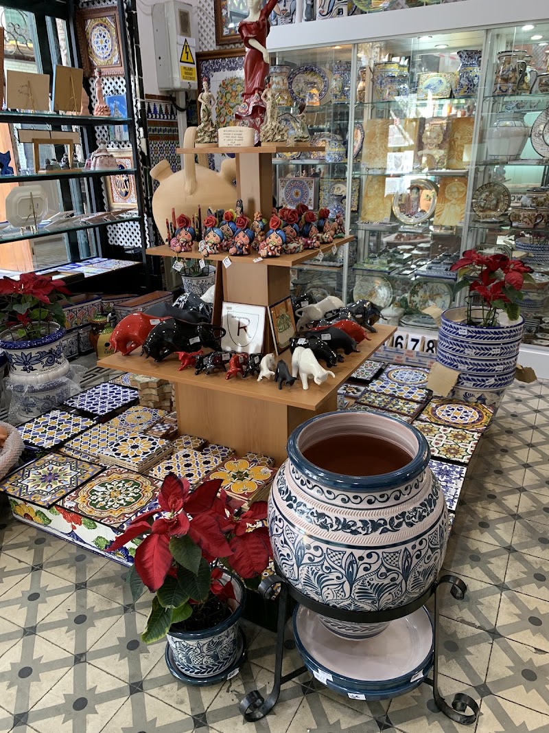CERAMICA TRIANA - CERAMICA TRIANA C. Callao, 14, 41010 Sevilla, Spain