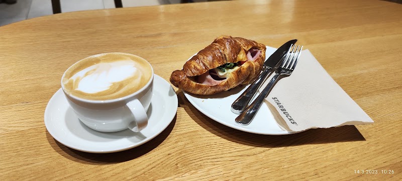 Starbucks - Starbucks, Vinohradská 2828/151, Žižkov, 281 51 Praha-Praha 3, Czechia
