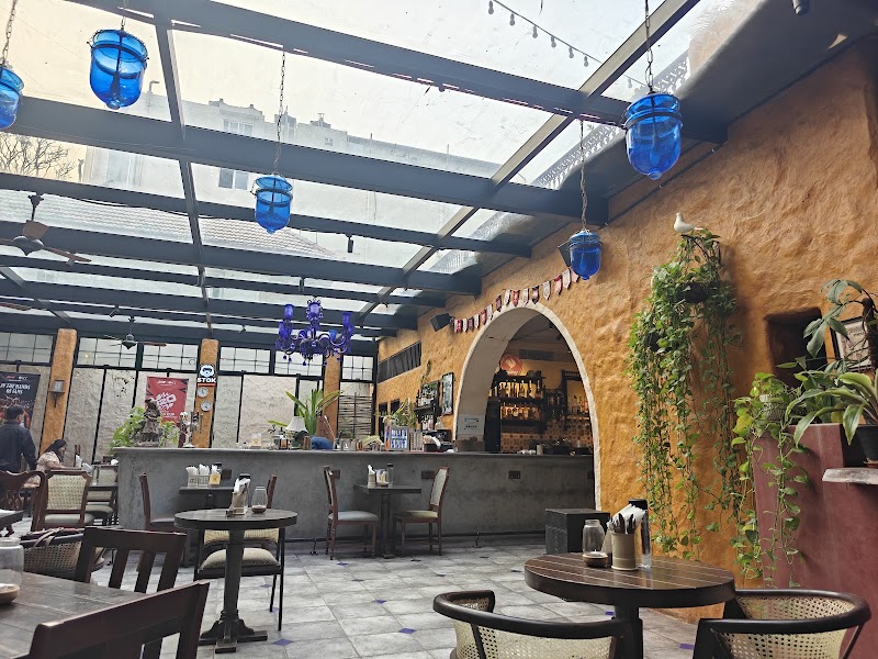 1 Bar House Kitchen (1BHK) - 1 Bar House Kitchen (1BHK) 56, Raj villa, 5th cross, 60 Feet Rd, KHB Colony, 6th Block, Koramangala, Bengaluru, Karnataka 560095, India