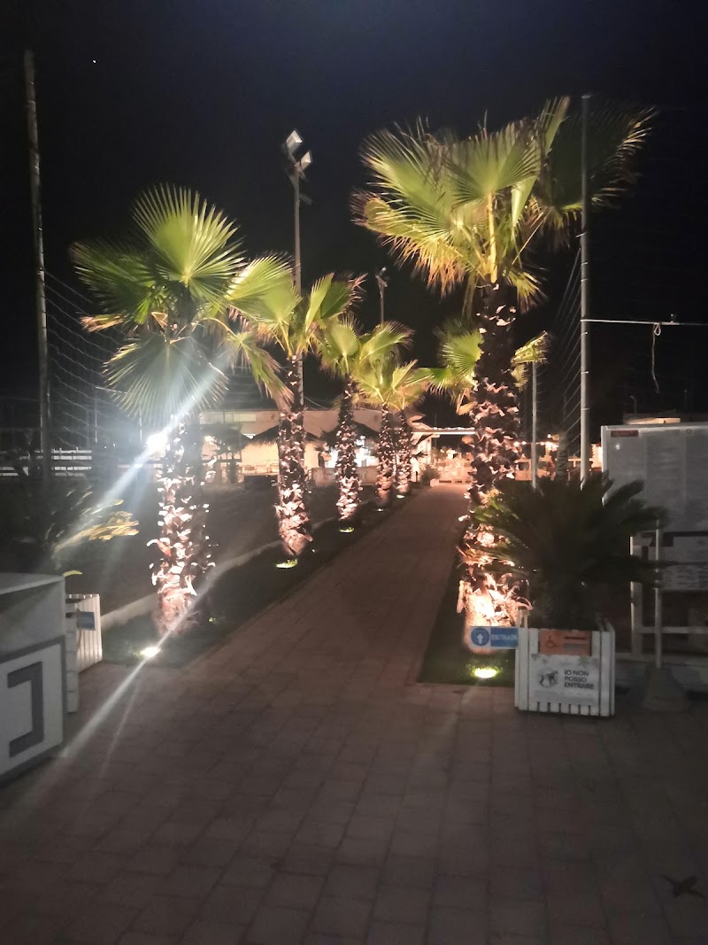 La Spiaggia - La Spiaggia, Lungomare Amerigo Vespucci, 118, 00122 Lido di Ostia RM, Italy