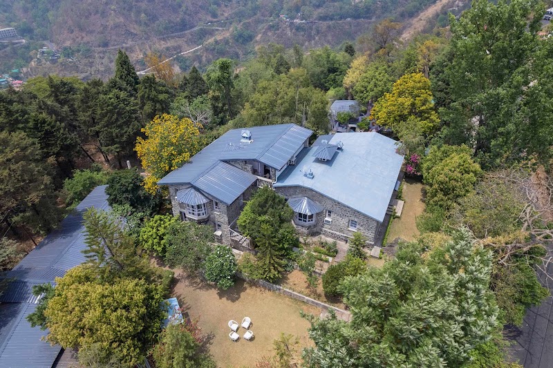 StayVista at House of Hive in Nainital | 5 BHK Luxury Villa - StayVista at House of Hive in Nainital | 5 BHK Luxury Villa House of Hive Talli, Gethiya, Naina Range, Uttarakhand 263127, India
