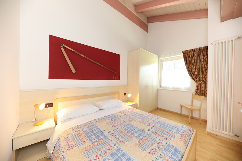 Appartamenti Villa Marta - Appartamenti Villa Marta streda de Col da l'Ost 40, 38030 Campestrin TN, Italy