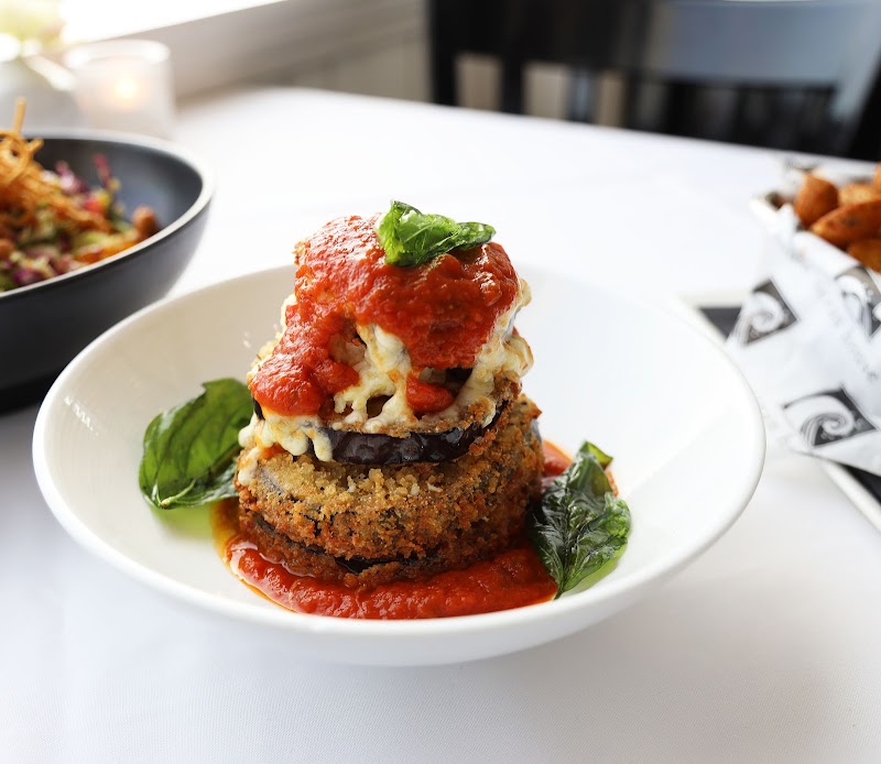 The Ocean House Restaurant - The Ocean House Restaurant 425 Old Wharf Rd, Dennis Port, MA 02639, USA