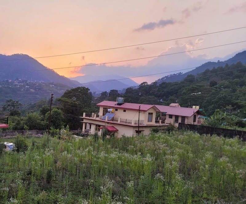 Farm House - Farm House, 8HMJ+JVF, Naukuchia Tal Rd, Dungsil Malla, Uttarakhand 263136, India