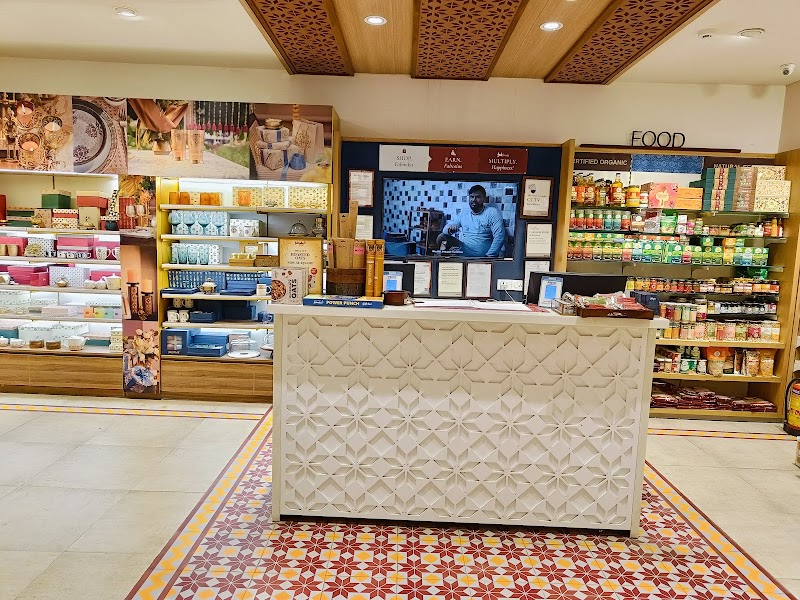 Fabindia, Bandra West - Fabindia, Bandra West, Near Tavaa Restaurant, 36-B, Turner Rd, next to Tanishq Store, TPS III, Bandra West, Mumbai, Maharashtra 400050, India