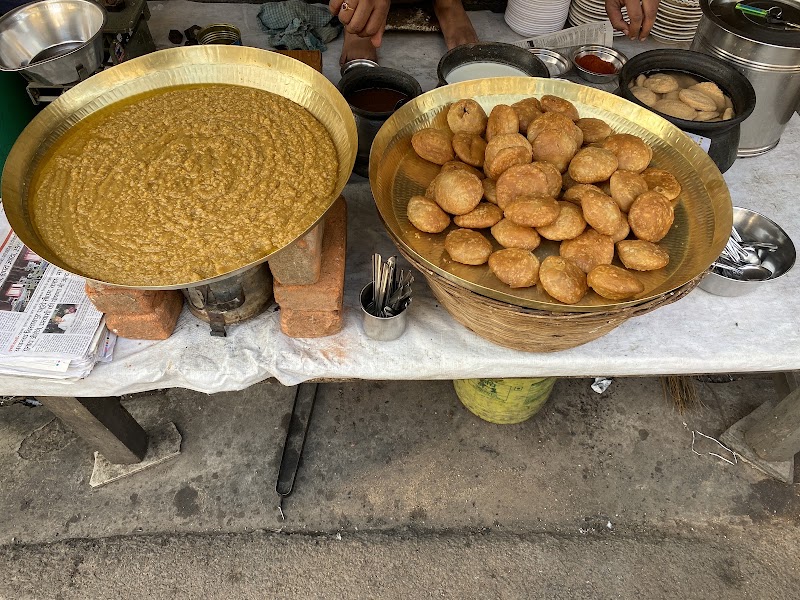 Naga Maharaj Kachori Waale - Naga Maharaj Kachori Waale 6JPQ+Q23, SH 2, Chottapara, Police Colony, Janta Colony, Raipur, Chhattisgarh 492001, India