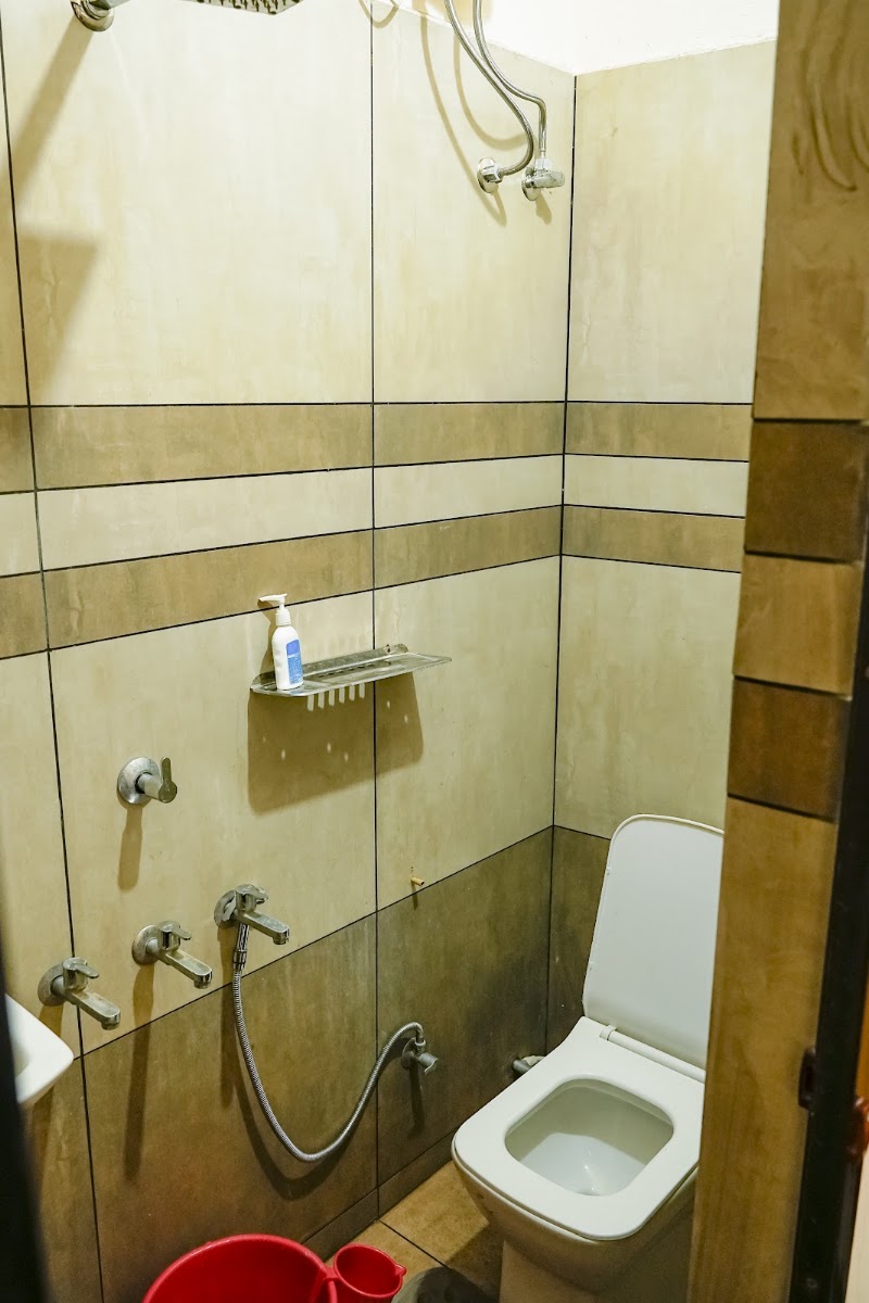 Ananthasayanam Homestay Near Sri Padmanabha Swamy Temple - Ananthasayanam Homestay Near Sri Padmanabha Swamy Temple opposite Amman kovil Devi Temple, South Fort, East Fort, Pazhavangadi, Thiruvananthapuram, Kerala 695023, India