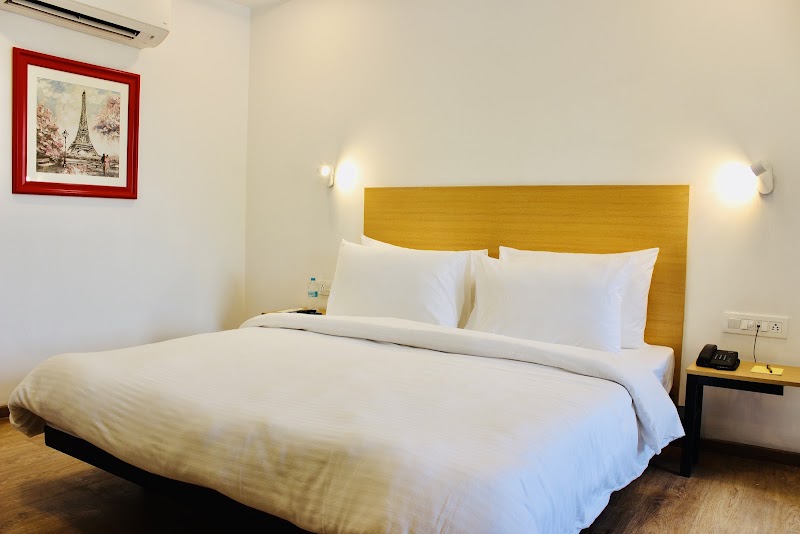 Hotel 91 Lite - Hotel 91 Lite 818P, Gurugram Rd, Vikas Nagar, Sector 9, Gurugram, Haryana 122001, India