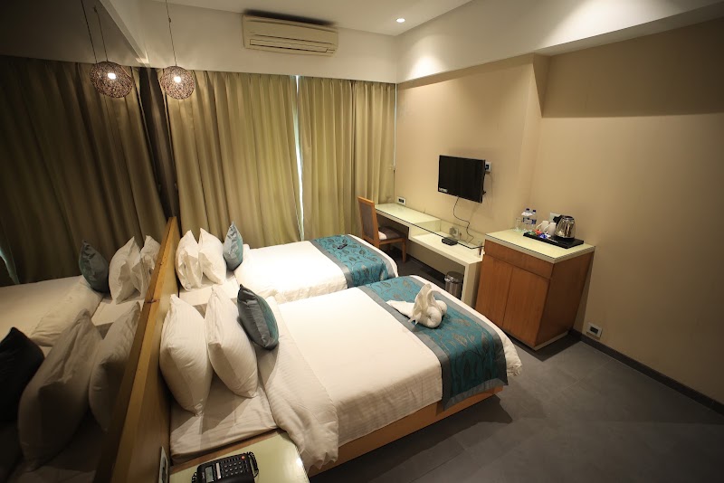 The Byke Business - Delotel | (Pan India Pure Veg Hotel Chain) - The Byke Business - Delotel | (Pan India Pure Veg Hotel Chain) Chandavarkar Rd, Sundar Nagar, Borivali, Mumbai, Maharashtra 400092, India