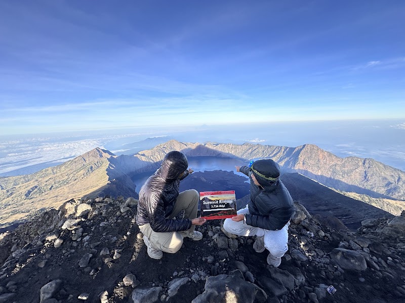 Rinjani Trek Adventure | Mount Rinjani Tour guide Company, Lombok trekking package information - Rinjani Trek Adventure | Mount Rinjani Tour guide Company, Lombok trekking package information, Jl. Pariwisata, dusun magling, Senaru, Kec. Bayan, Kabupaten Lombok Utara, Nusa Tenggara Bar. 83354, Indonesia