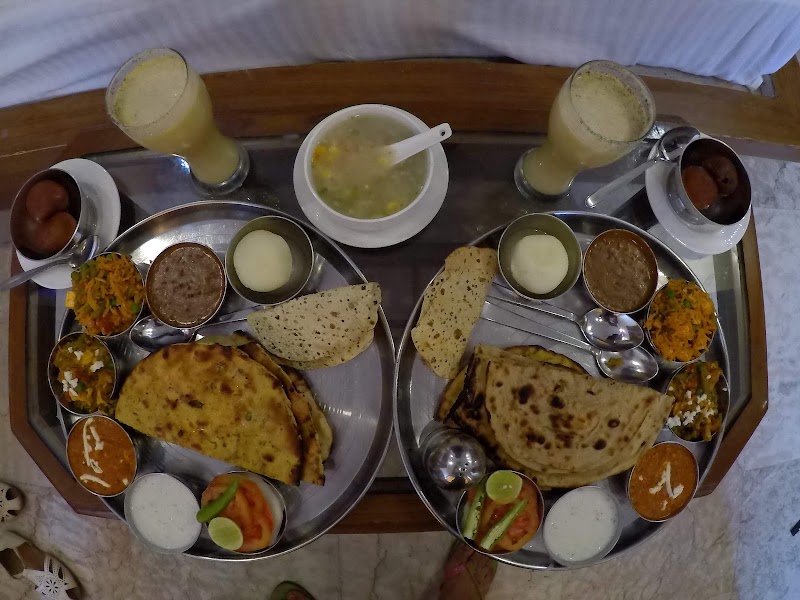 Hotel Basera Brij Bhoomi - Hotel Basera Brij Bhoomi, Atalla Chungi Parikrama Marg, Atalla Chungi Rd, Kishor Pura, Vrindavan, Uttar Pradesh 281121, India