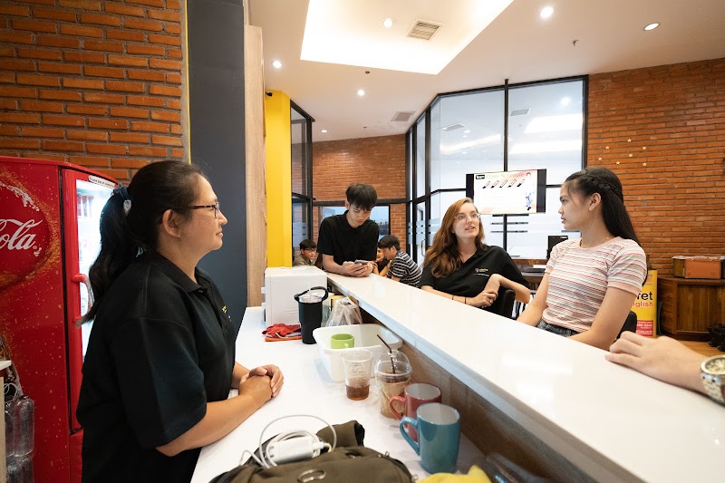 I-Genius English Language Institute Chiangmai - I-Genius English Language Institute Chiangmai 99/1-2 ห้องเลขที่ 333/6-7 ชั้น 3 เซ็นทรัลเฟสติวัลเชียงใหม่ Lampang - Chiang Mai Superhighway, Tambon Fa Ham, Amphoe Mueang Chiang Mai, Chang Wat Chiang Mai 50000, Thailand
