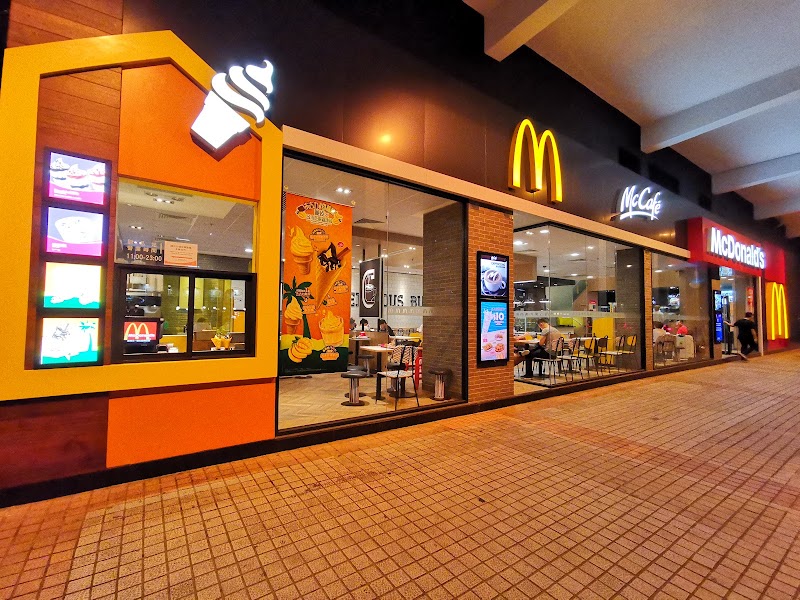 McDonald‘s at Nova Taipa Gardens