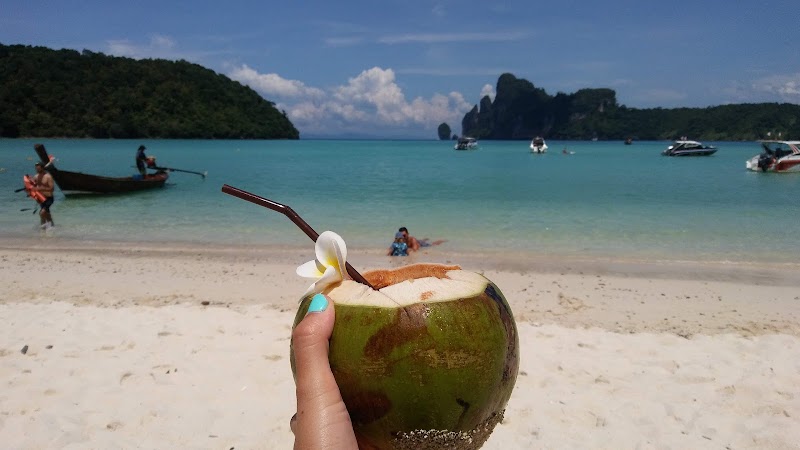 Loh Dalum Beach - Loh Dalum Beach Andaman Sea, อำเภอเมืองกระบี่ กระบี่ 81000, Thailand