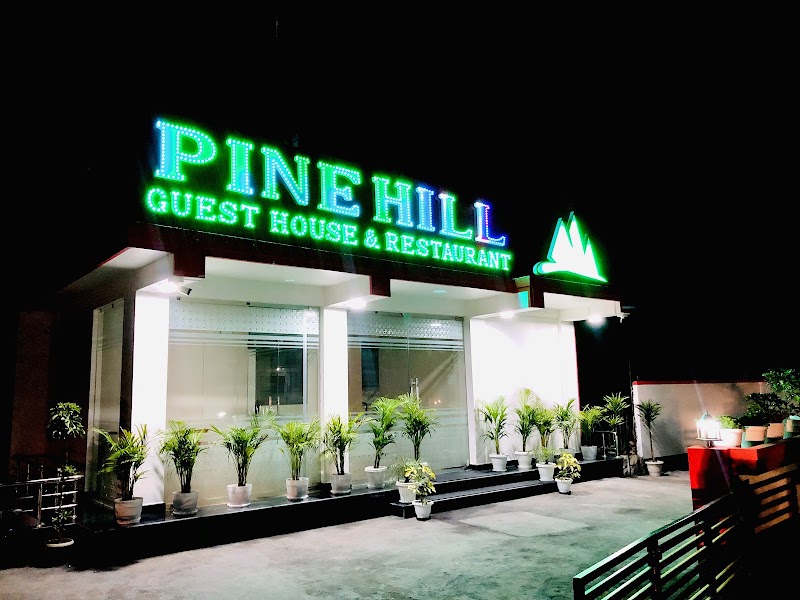 Pine Hill Comfort Stay & Restaurant