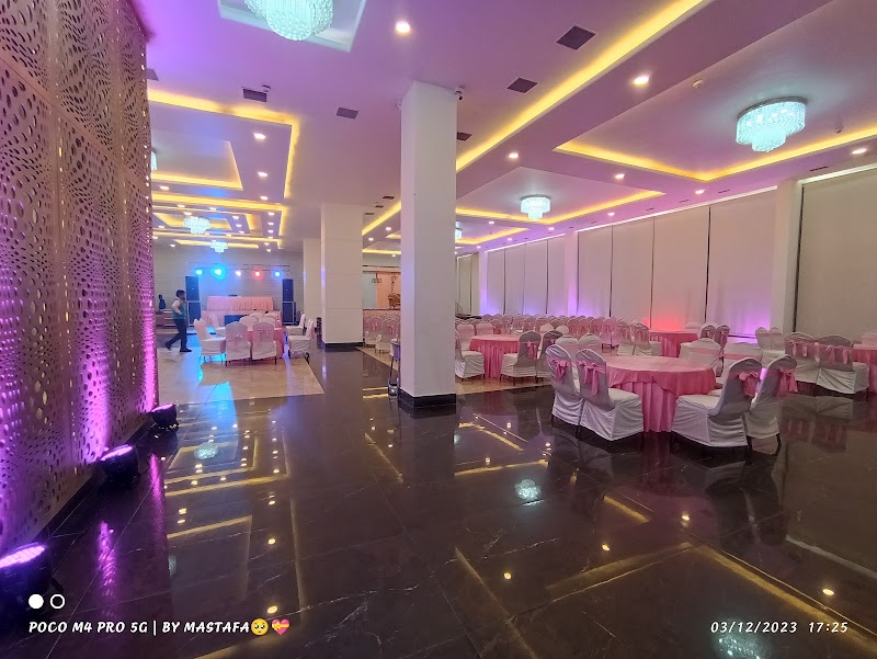Sunrise Hotel - Sunrise Hotel 113/2, Rajpur Rd, Hathibarkala Salwala, Dehradun, Uttarakhand 248001, India