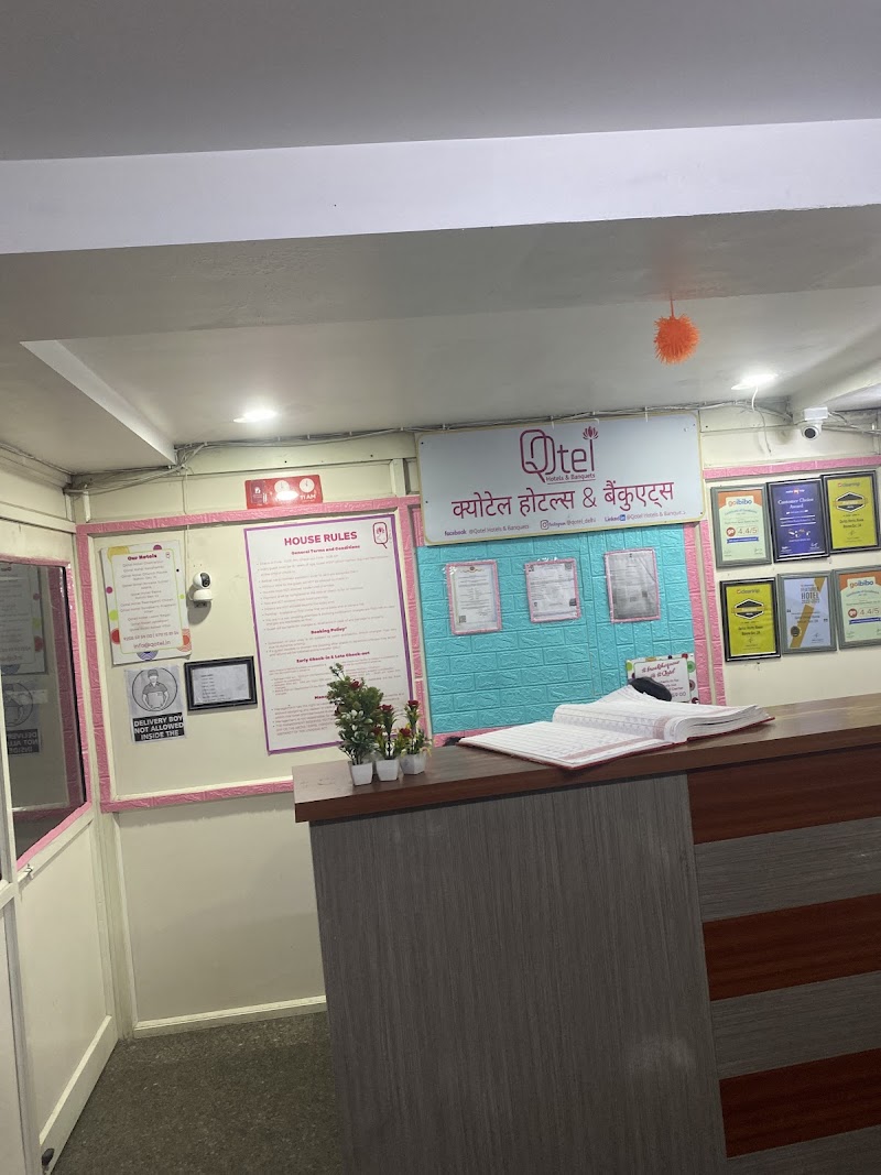 Qotel Hotel Rama Rohini Sector 24 - Qotel Hotel Rama Rohini Sector 24, pkt, 27, Plot no. 10, Pocket 27, Sector 24, Rohini, New Delhi, Delhi, 110085, India
