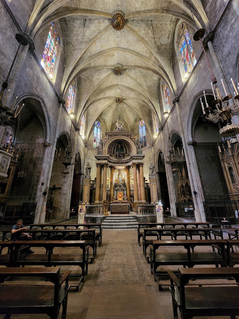 Basílica dels Sants Màrtirs Just i Pastor - Basílica dels Sants Màrtirs Just i Pastor Plaça de Sant Just, s/n, Ciutat Vella, 08002 Barcelona, Spain